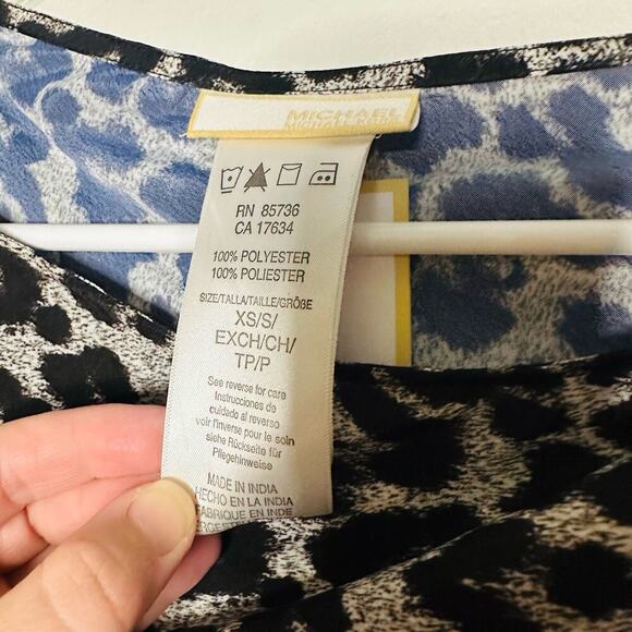 NWT Michael Michael Kors Black Grey Cheetah Print Poncho Style Swim Top Size XS - Picture 4 of 5